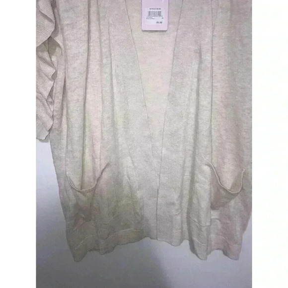 Rachel Parcell Ruffle Pointelle Short Sleeve Cardigan Sweater Size M - Picture 3 of 11